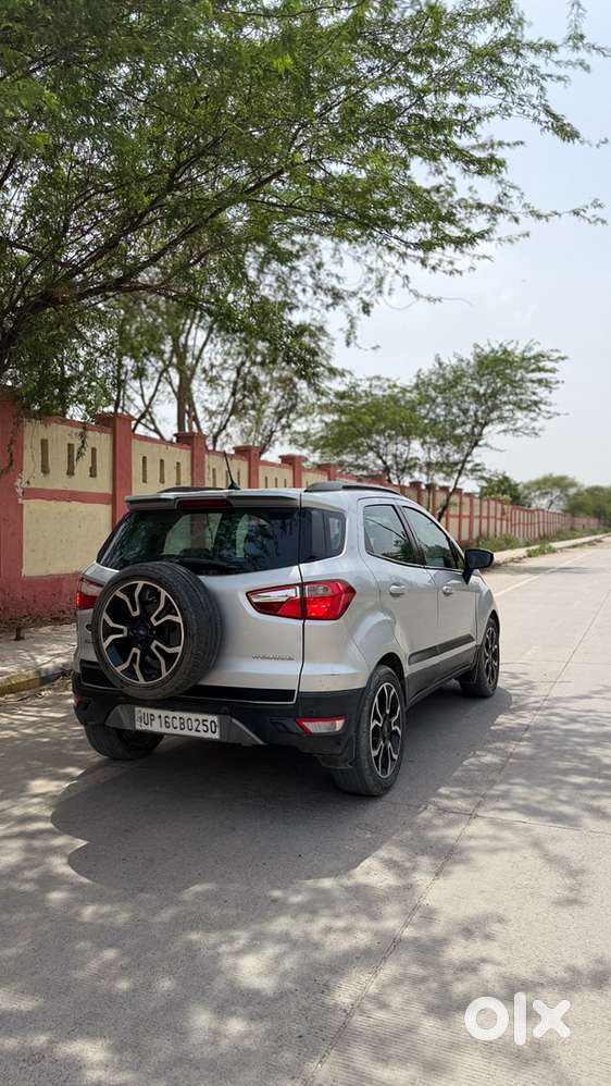 Ford Ecosport Sunroof 2019 Petrol +cng Good Condition