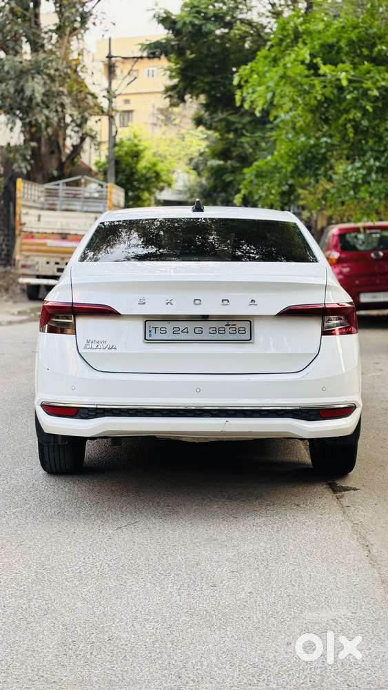 Skoda Slavia Style 1.0l Tsi Mt, 2022, Petrol