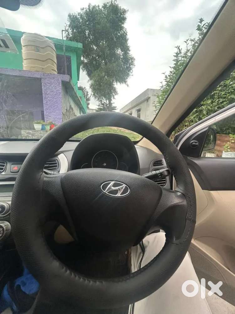 Hyundai Eon 2012 Petrol Well Maintained