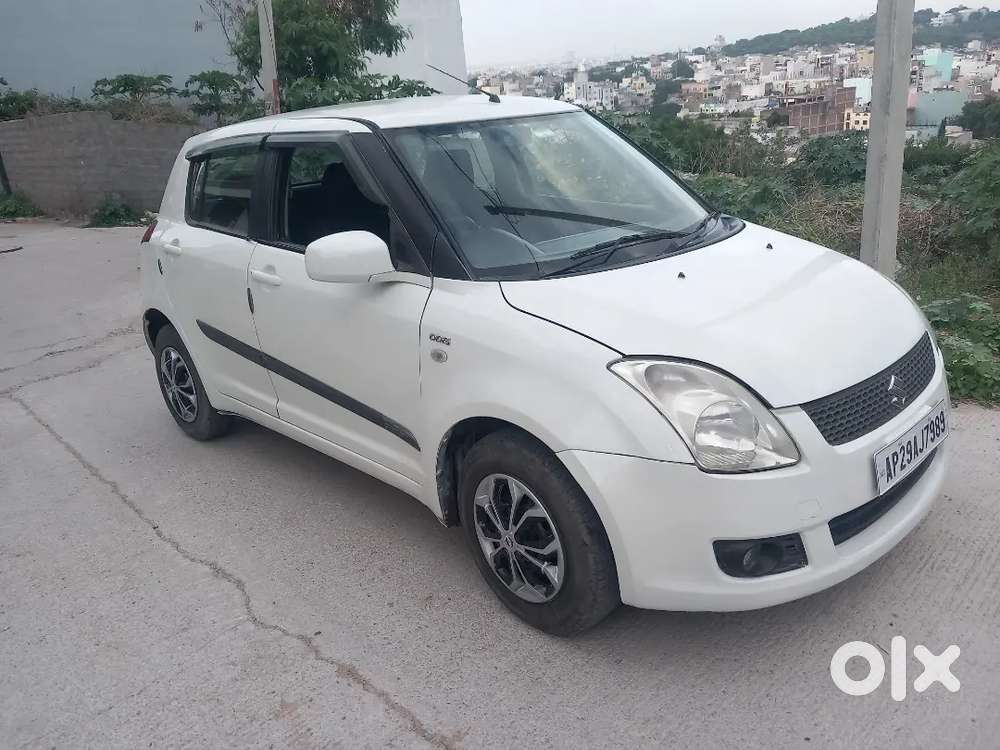 Maruti Suzuki Swift 2009 Diesel 180145 Km Driven