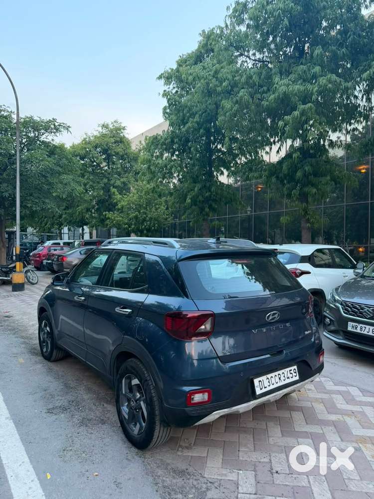 Hyundai Venue Petrol 2019