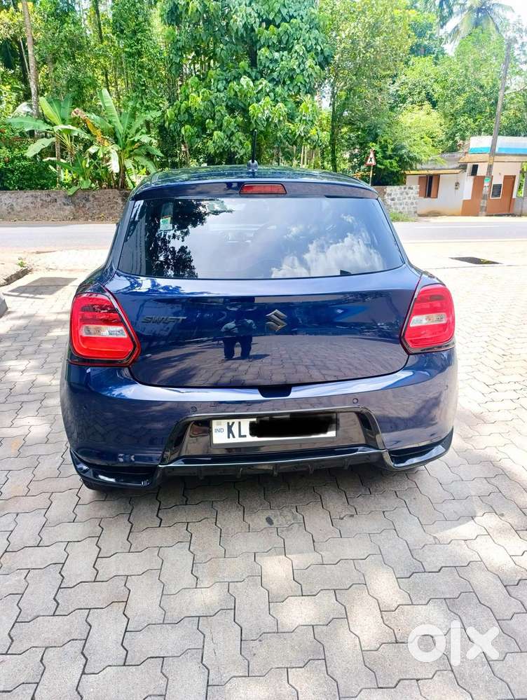 Maruti Suzuki Swift 1.2 Vxi (o), 2023, Petrol