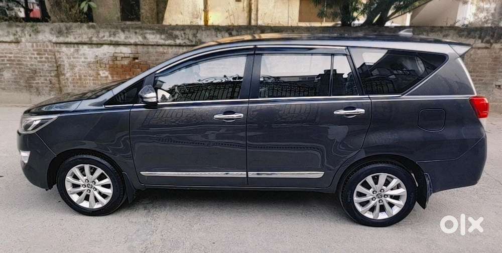 Toyota Innova Crysta 2.8 Z, 2017, Diesel