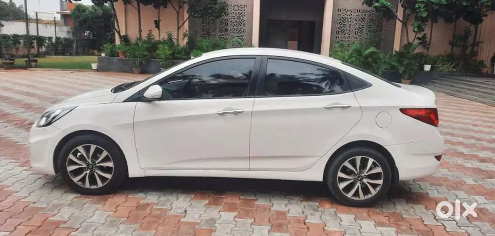 Hyundai Fluidic Verna 2014