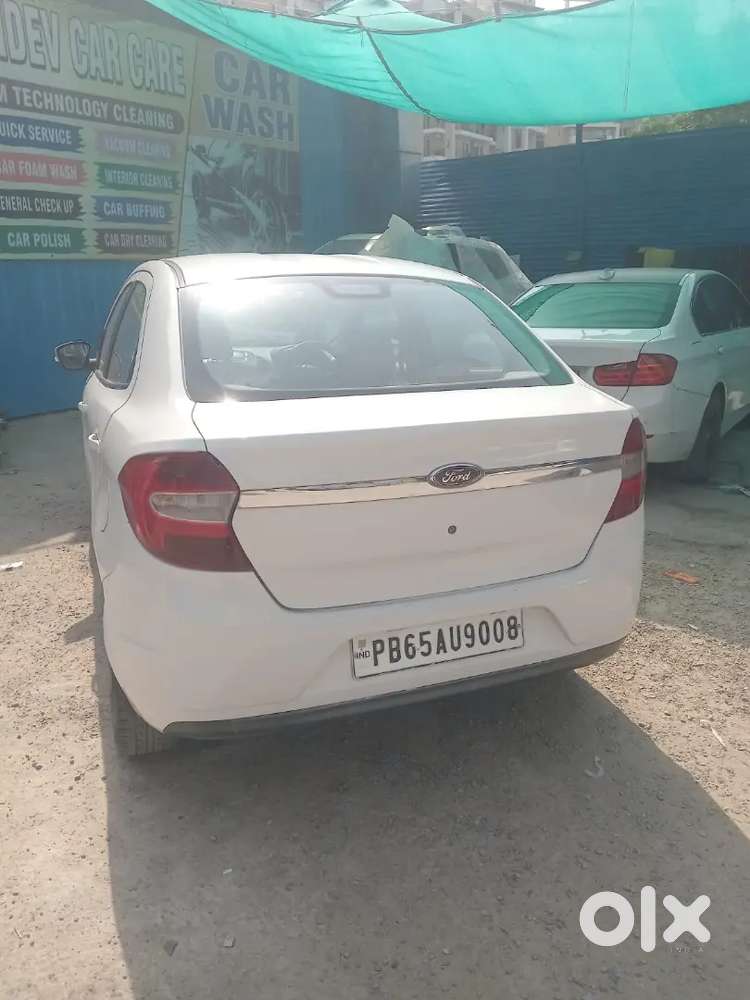 Ford Figo Aspire Petrol 2016