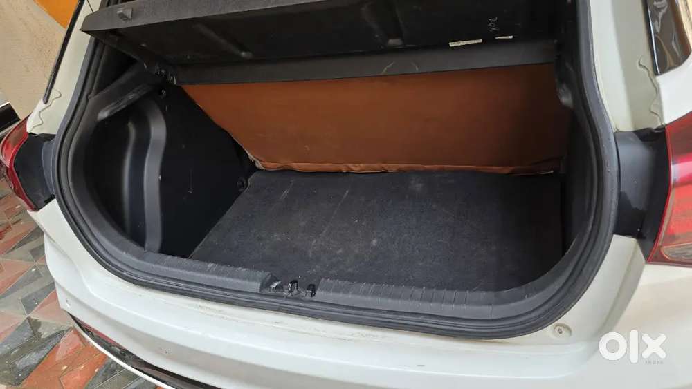 2018 Hyundai Elite I20 Cvt Automatic. Strictly No Spinny, Cars24