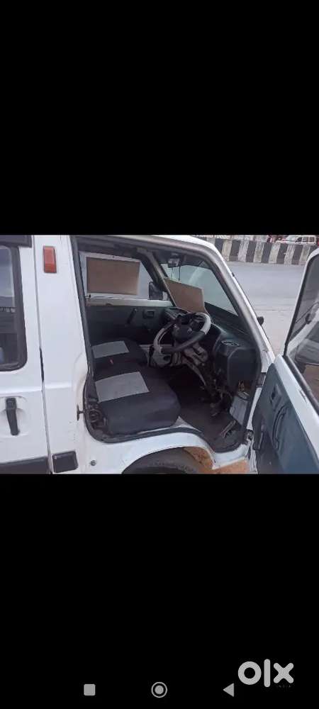 Maruti Suzuki Omni 2011 Petrol