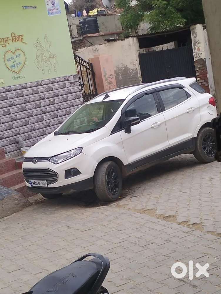 Gadi Ek Dam Ok Ha Engine Se Har Chij Se Ok Ha New Tyre And Battery