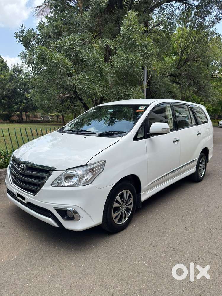 Toyota Innova Diesel 2015