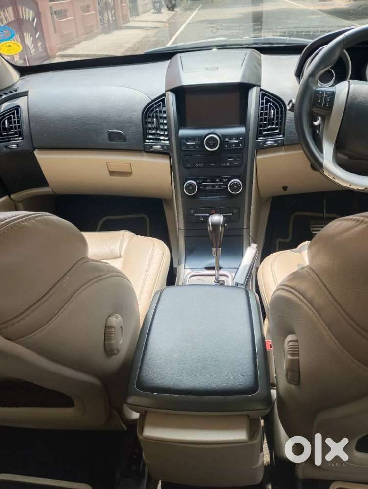 Mahindra Xuv500 At W10 Fwd, 2016, Diesel