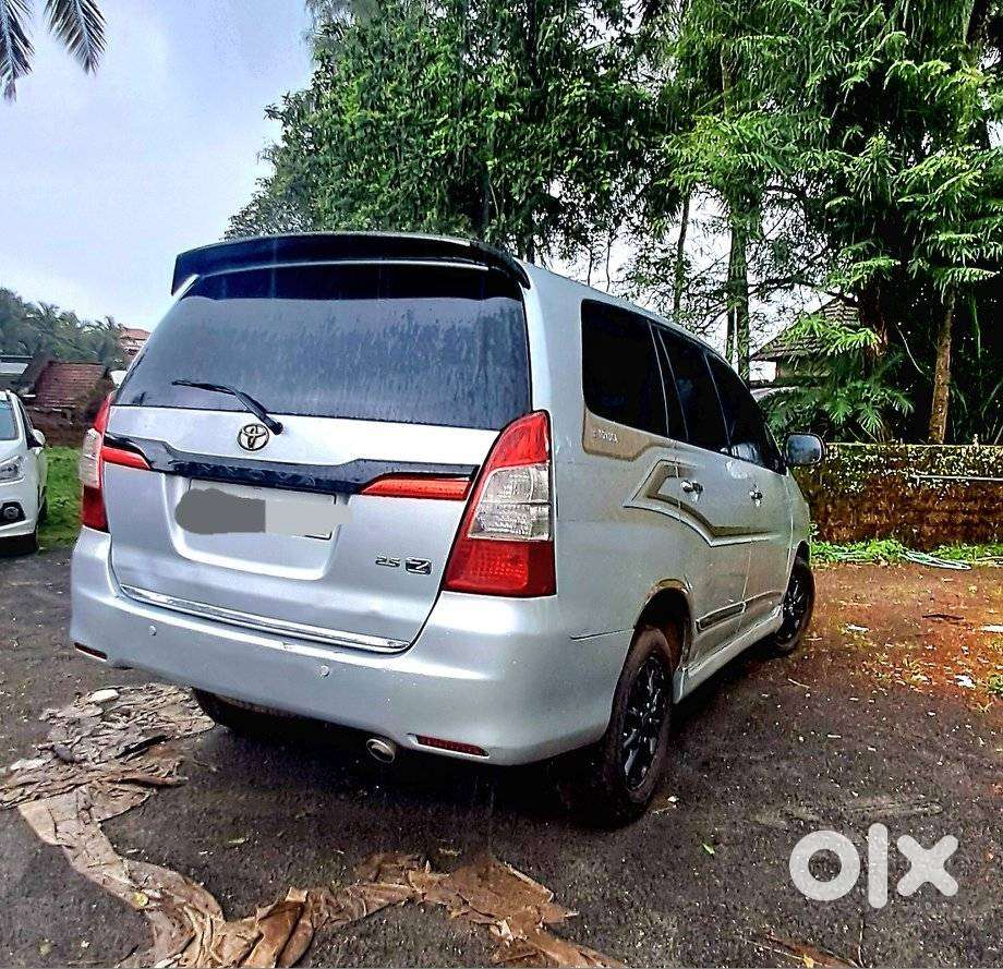Toyota Innova 2.5 Z Diesel 7 Seater Bs Iv, 2014, Diesel