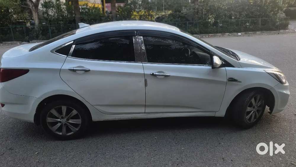 Hyundai Fluidic Verna 1.6 Sx 2013 Pet Cng On Ppr Mint Condition