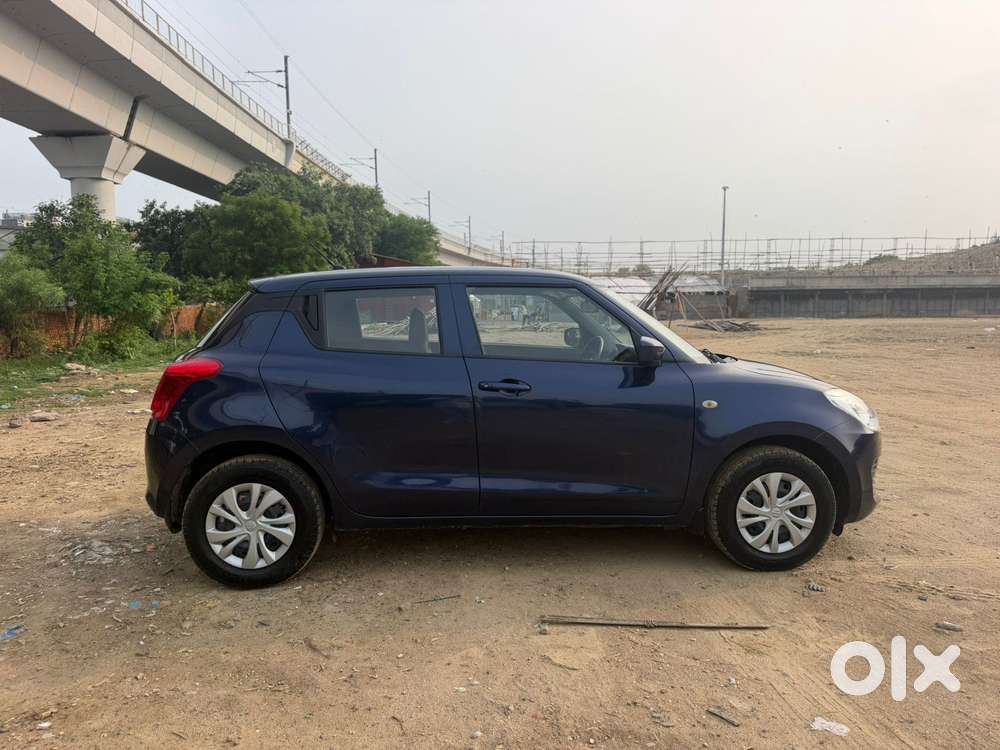 Maruti Suzuki Swift Lxi Optional-o, 2022, Petrol