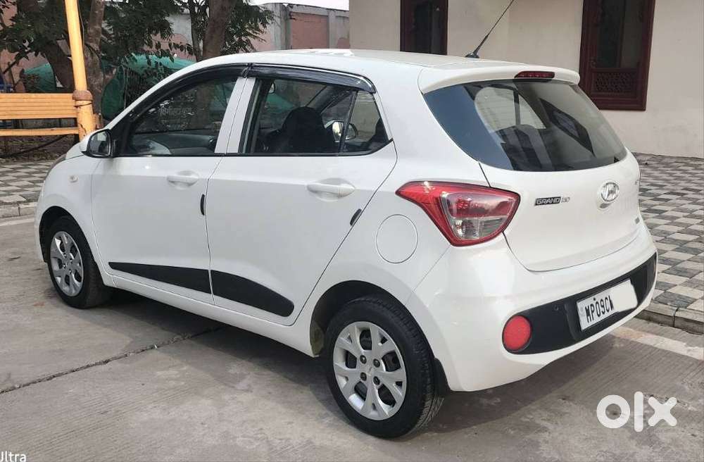 Hyundai Grand I10 Sportz 1.2 Kappa Vtvt, 2017, Petrol