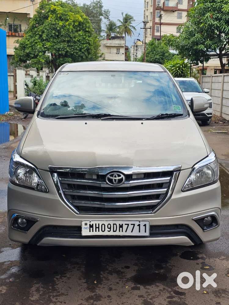 Toyota Innova 2.5 V 8 Str, 2014, Diesel