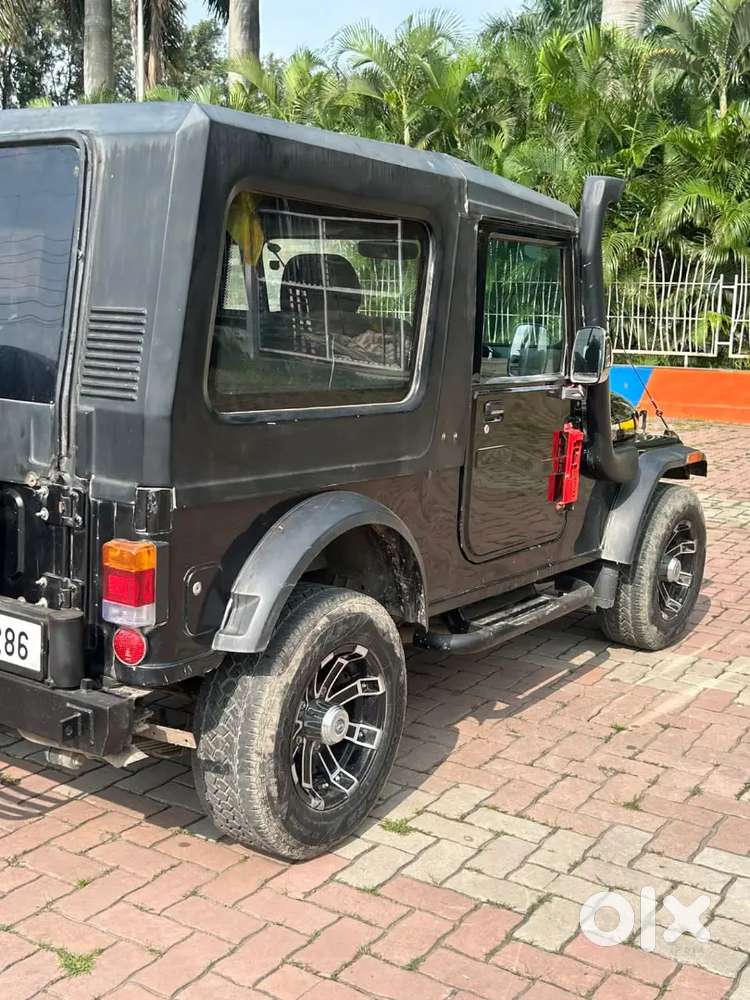 Mahindra Thar 4×4 Hard Top
