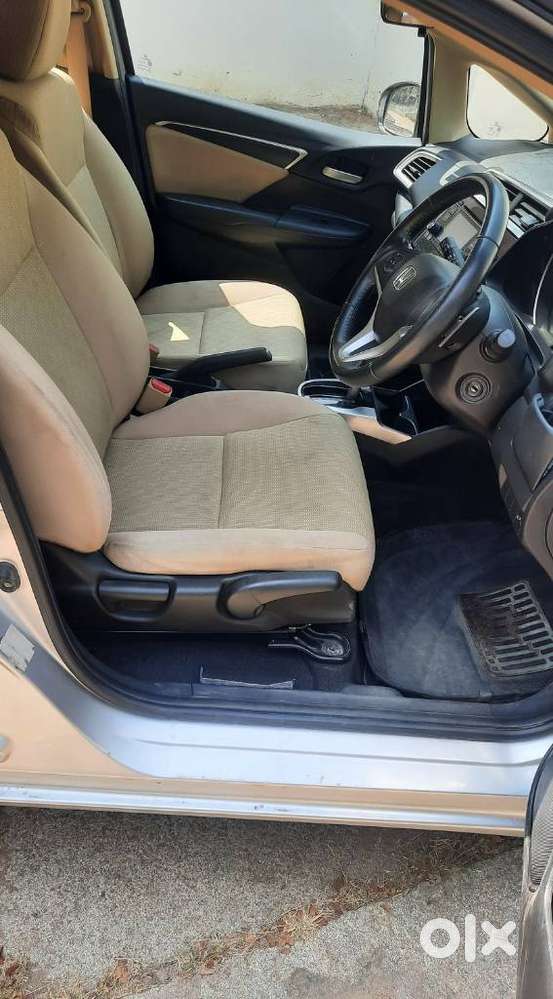 Honda Jazz V Cvt, 2016, Petrol