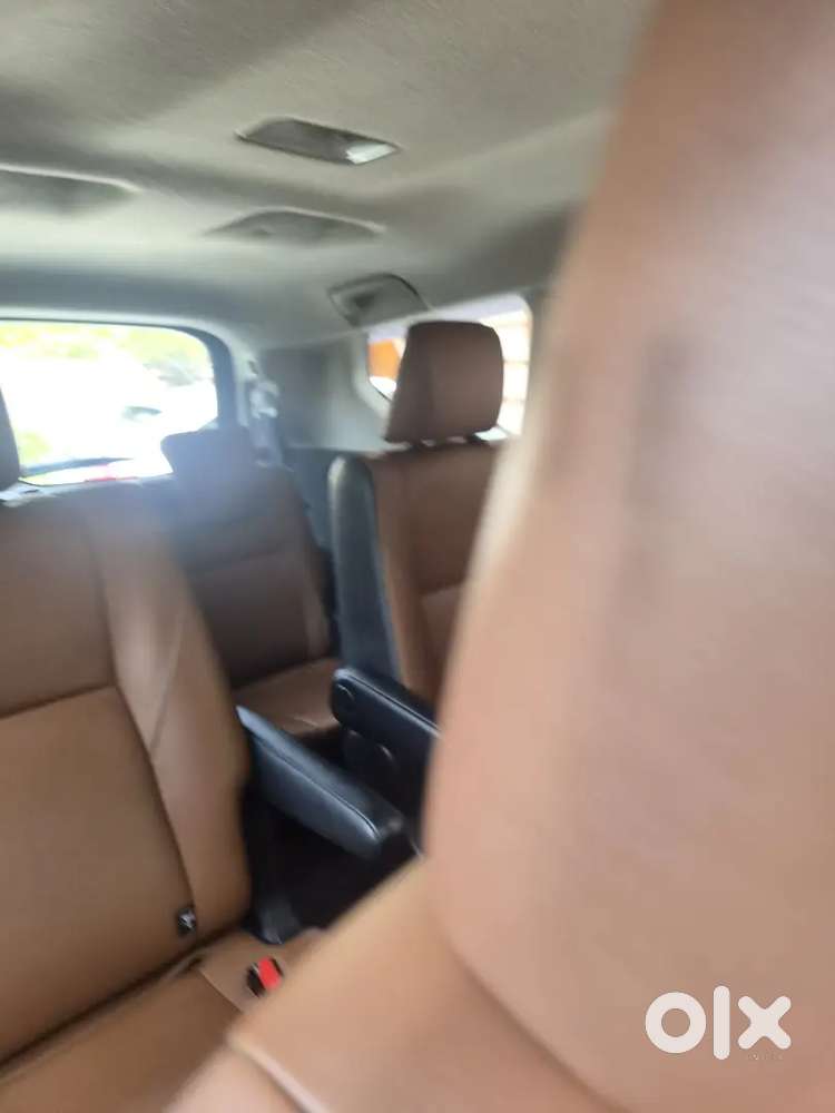 Toyota Innova Crysta 2017 Diesel 126000 Km Driven
