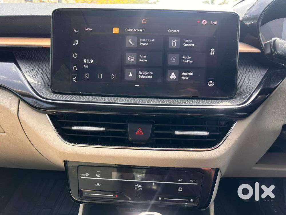 Skoda Slavia 1.0 Tsi Style At, 2024, Petrol