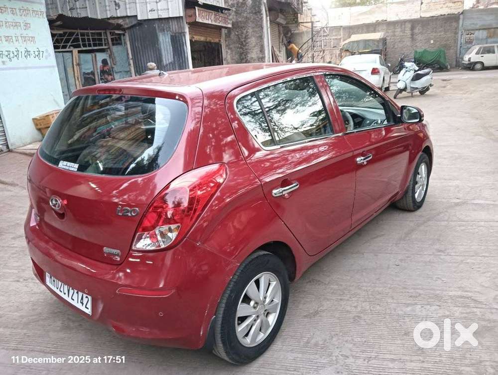 Hyundai I20 Sportz 1.4 Crdi 6 Speed Bs-iv, 2012, Diesel