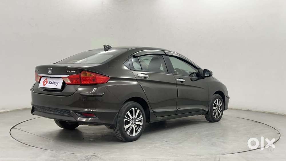 Honda City I-vtec V, 2022, Petrol