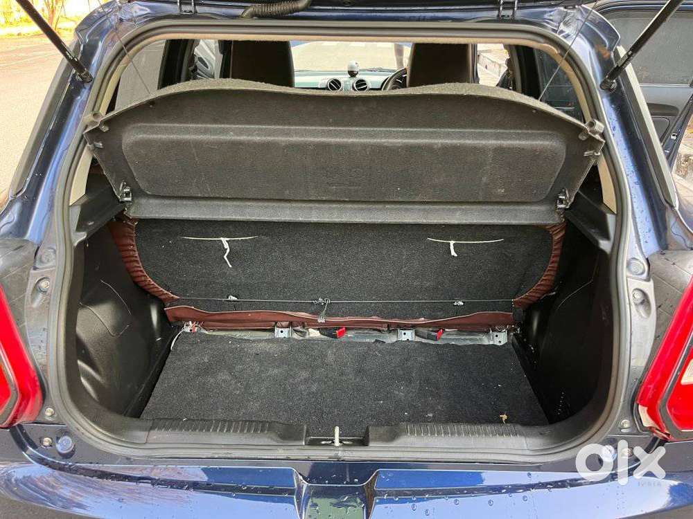 Maruti Suzuki Swift Vxi + Manual, 2022, Petrol