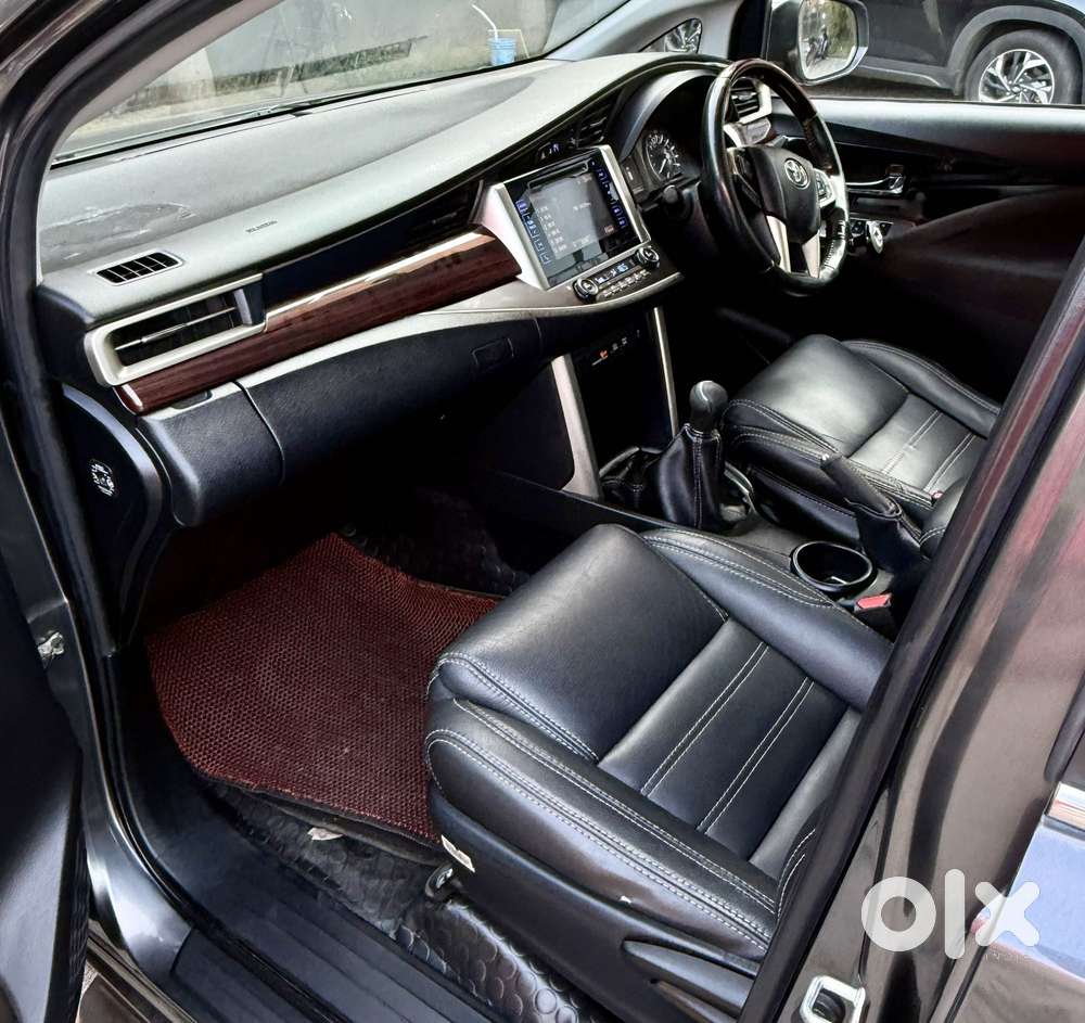 Toyota Innova 2.5 Z Diesel 7 Seater, 2016, Diesel