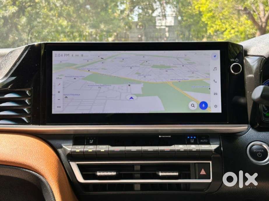 Toyota Camry Hybrid, 2025, Petrol