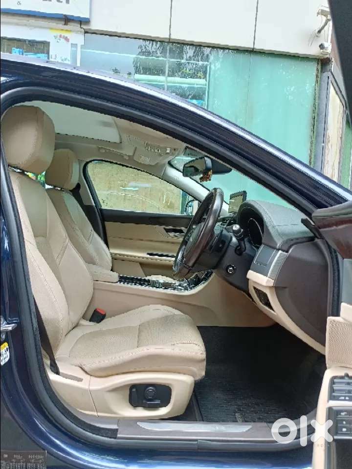Jaguar Xf, 2017, Petrol