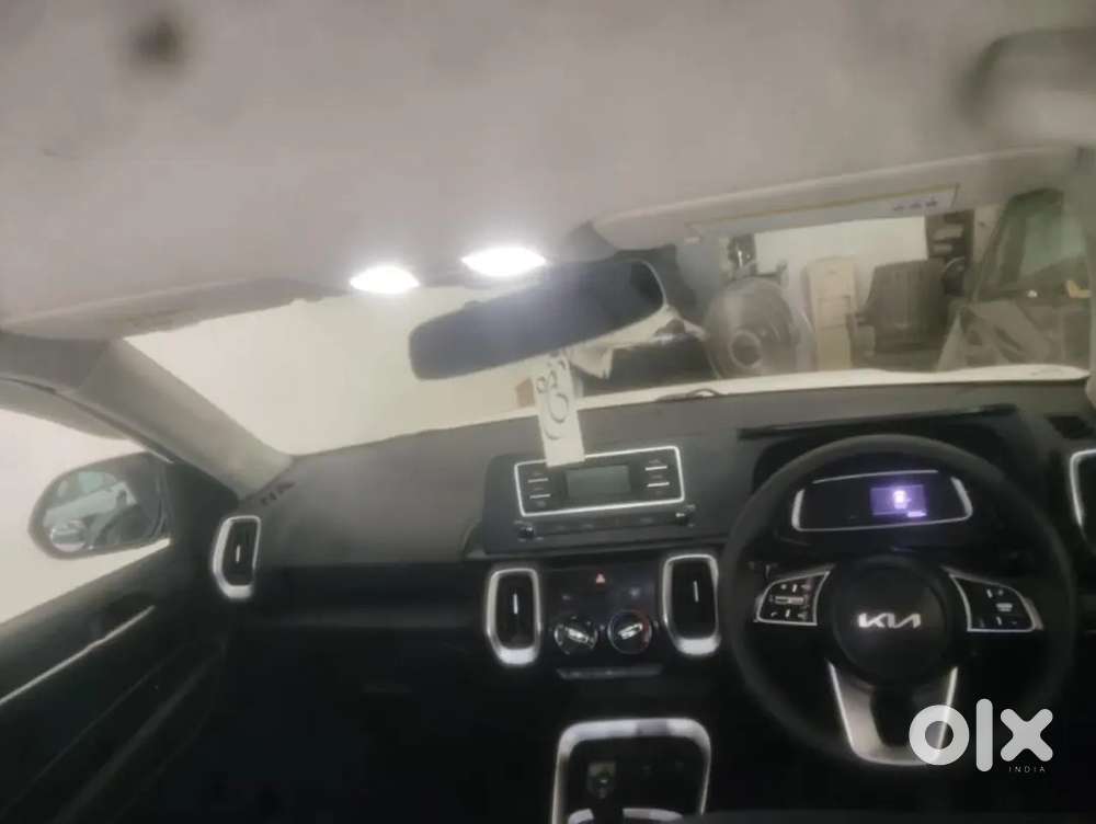 Kia Sonet 2023 Diesel Well Maintained