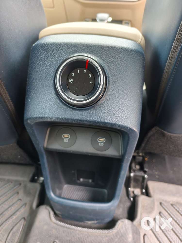 Kia Carens 1.5 Luxury Plus Turbo 7 Str, 2022, Petrol