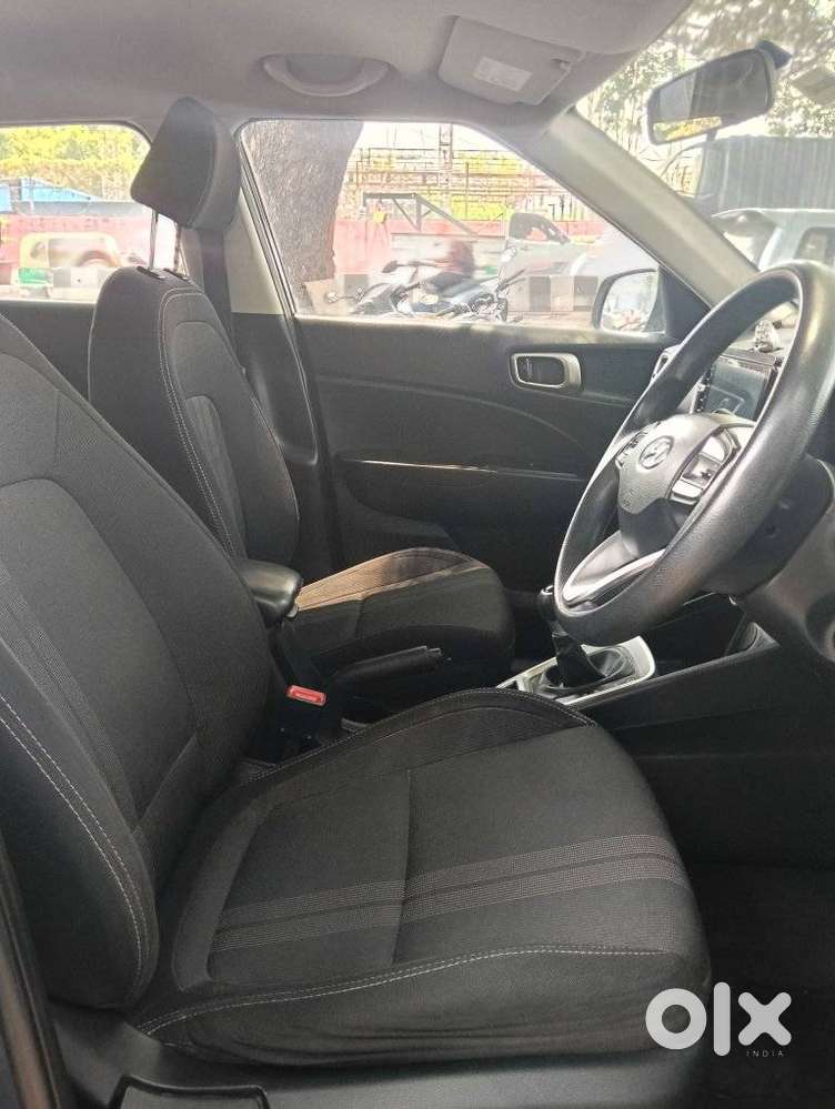 Hyundai Venue S Turbo, 2019, Petrol