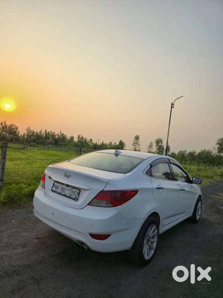 Hyundai Verna 1.6 Crdi 2014