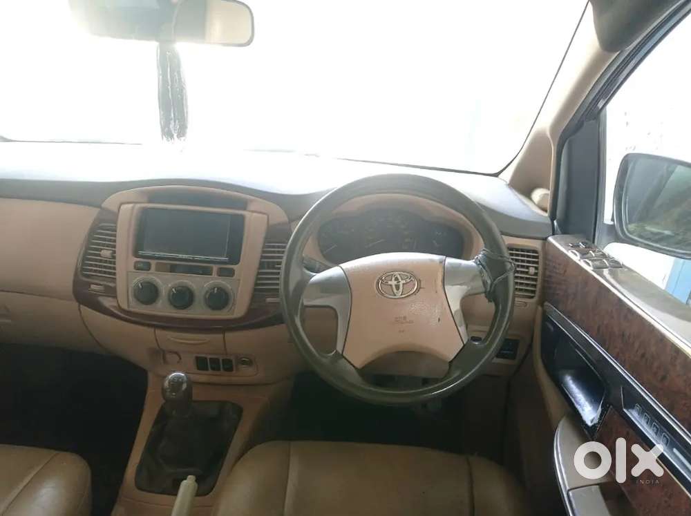 Toyota Innova 2013 Diesel Well Maintained