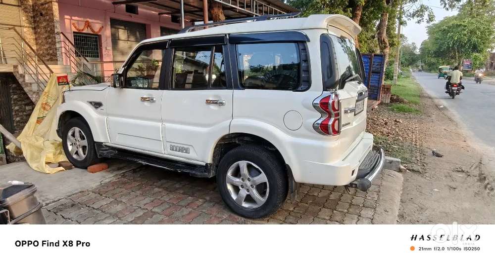 Scorpio S 11