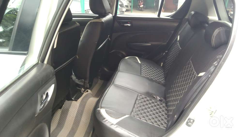 Maruti Suzuki Swift Vxi 1.2 Abs Bs-iv, 2015, Petrol