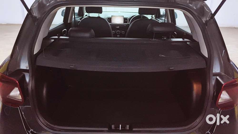 Hyundai Venue Sx Plus Turbo Dct, 2021, Petrol
