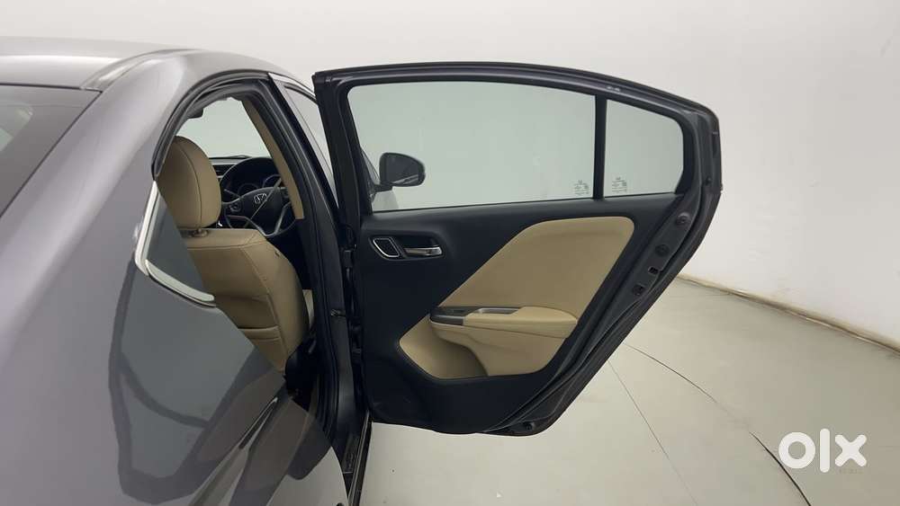 Honda City 1.5 Zx Cvt I-vtec, 2017, Petrol