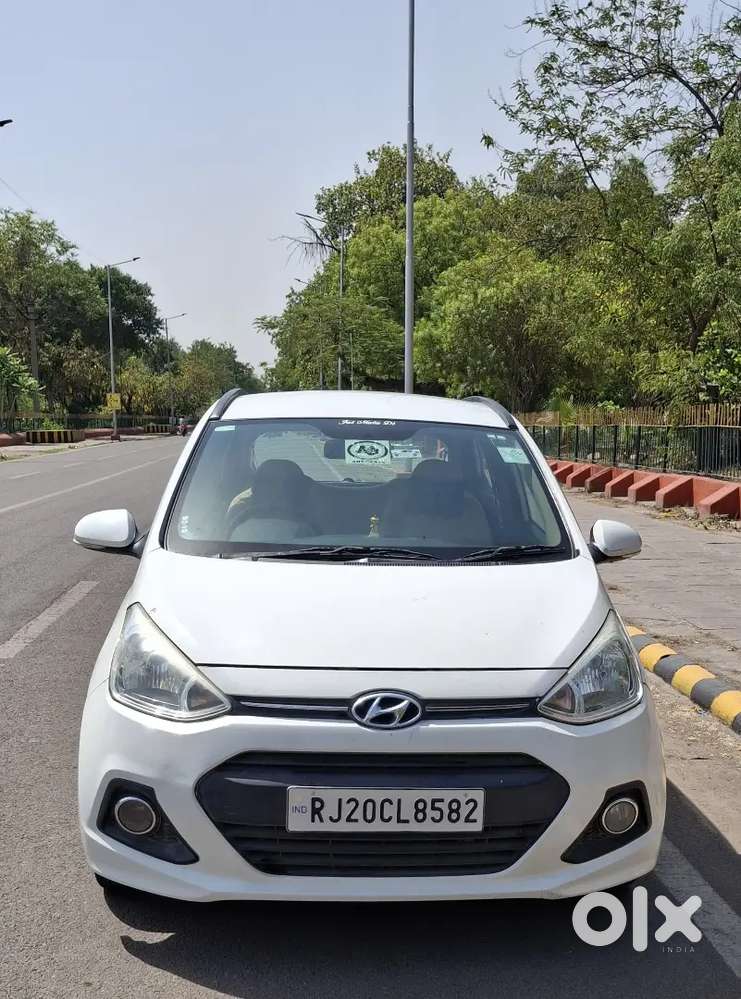 Hyundai Grand I10 Sportz 2016 Diesel
