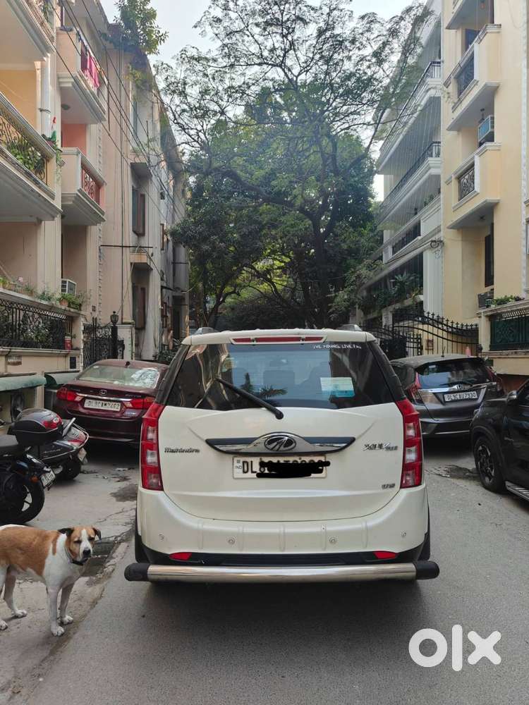 Xuv500 W9 (2018) Diesel Manual 1st Owner  Delhi  Excellent Condition