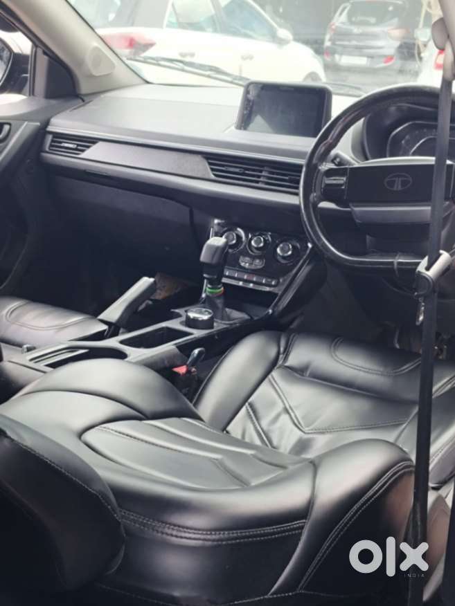 Tata Nexon Smart Plus1.2 Revotron Petrol 5 Mt, 2024, Petrol