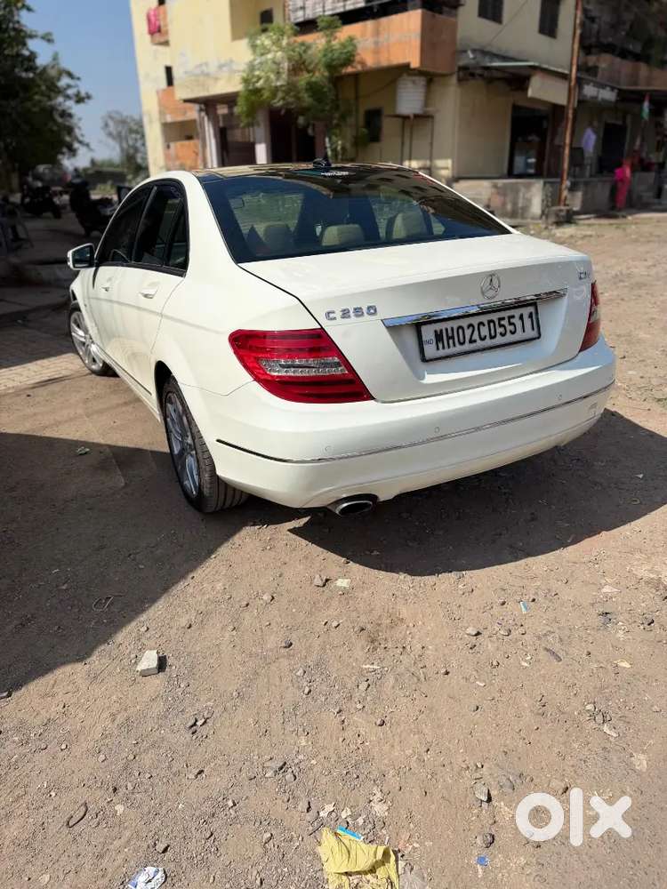 Mercedes-benz C-class 2011 Diesel 94000 Km Driven