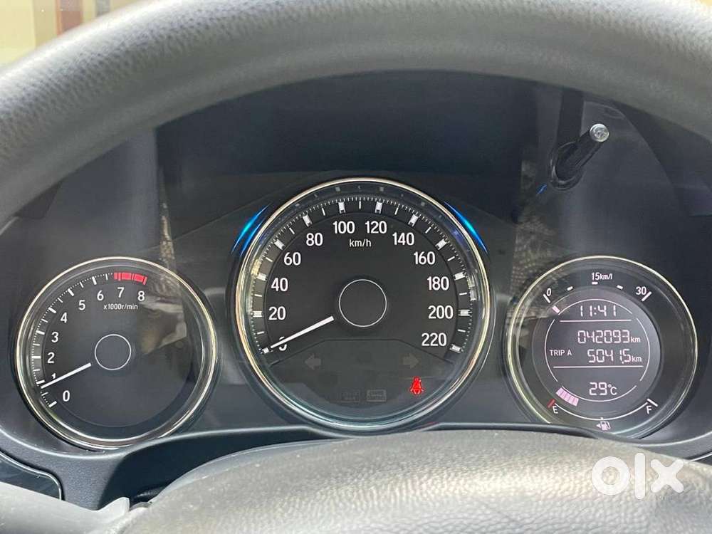 Honda City V Mt 2017  Single Owner  42,100 Km  Full Honda Service