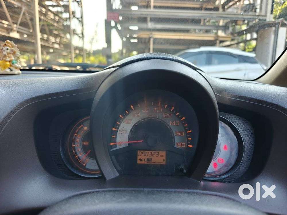 Honda Brio V Mt, 2013, Petrol