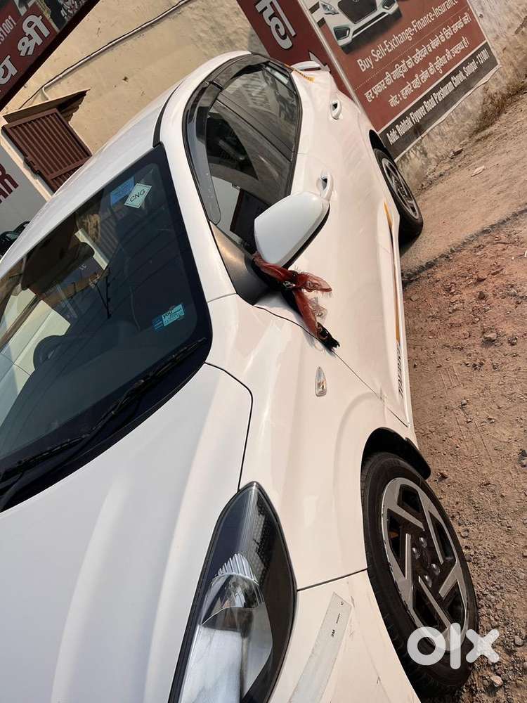 Hyundai Aura 2025 Cng & Hybrids Well Maintained