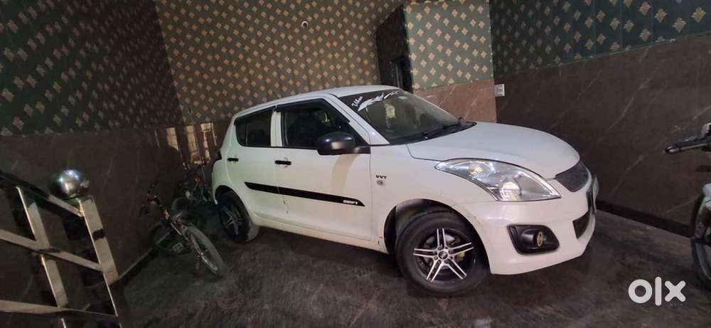 2016 Maruti Swift Lxi