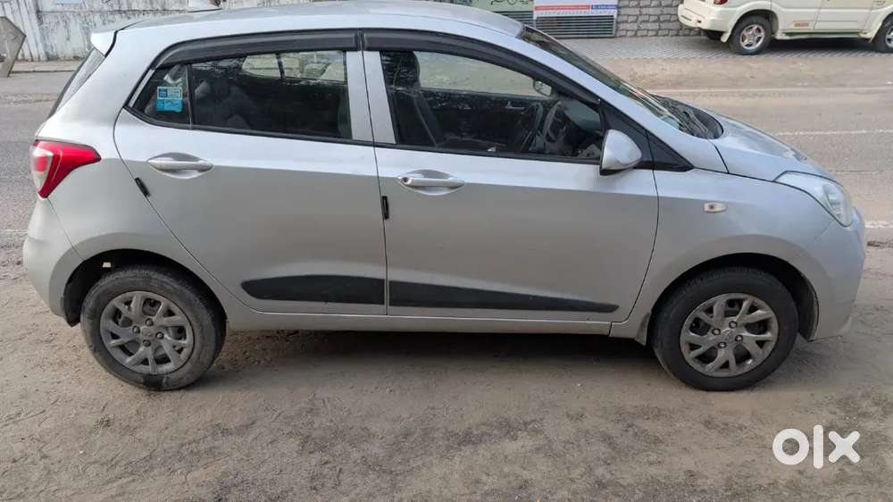 Hyundai Grand I10 Sportz 2018