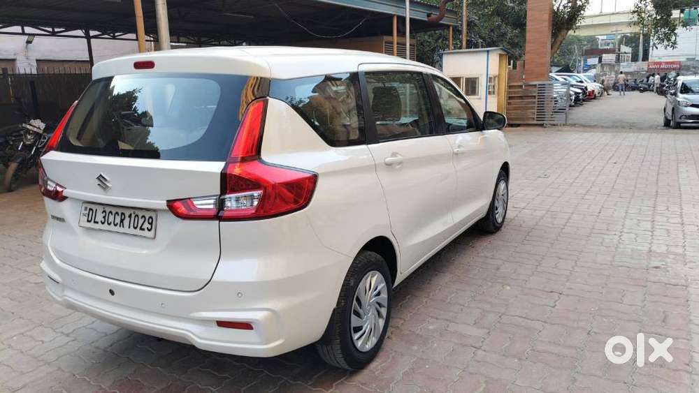 Maruti Suzuki Ertiga Vxi At Petrol, 2019, Petrol