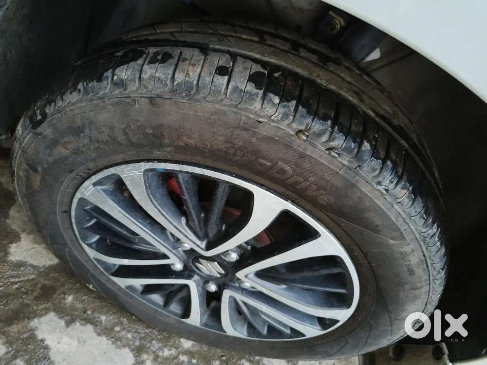 Ertiga Zxi Model 2024 7 March Brand New Condition