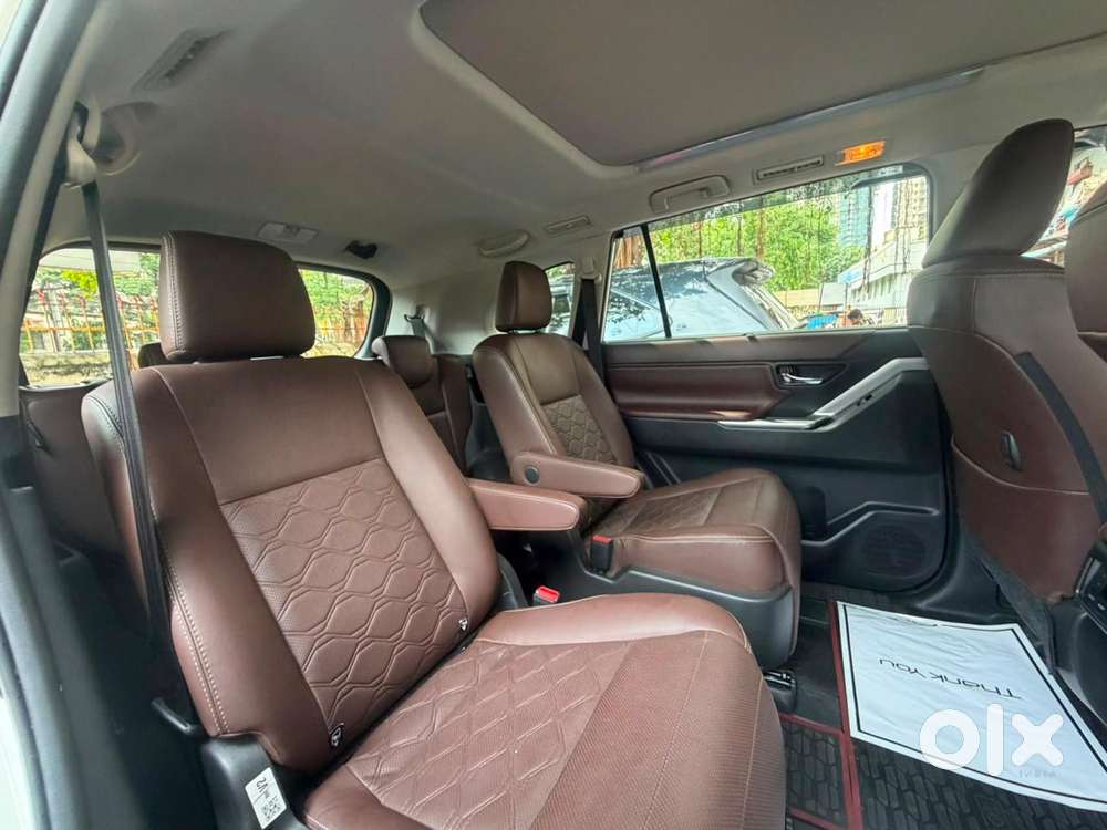 Toyota Innova Hycross 2.0 Zx (o) Hybrid 7 Str, 2025, Electric